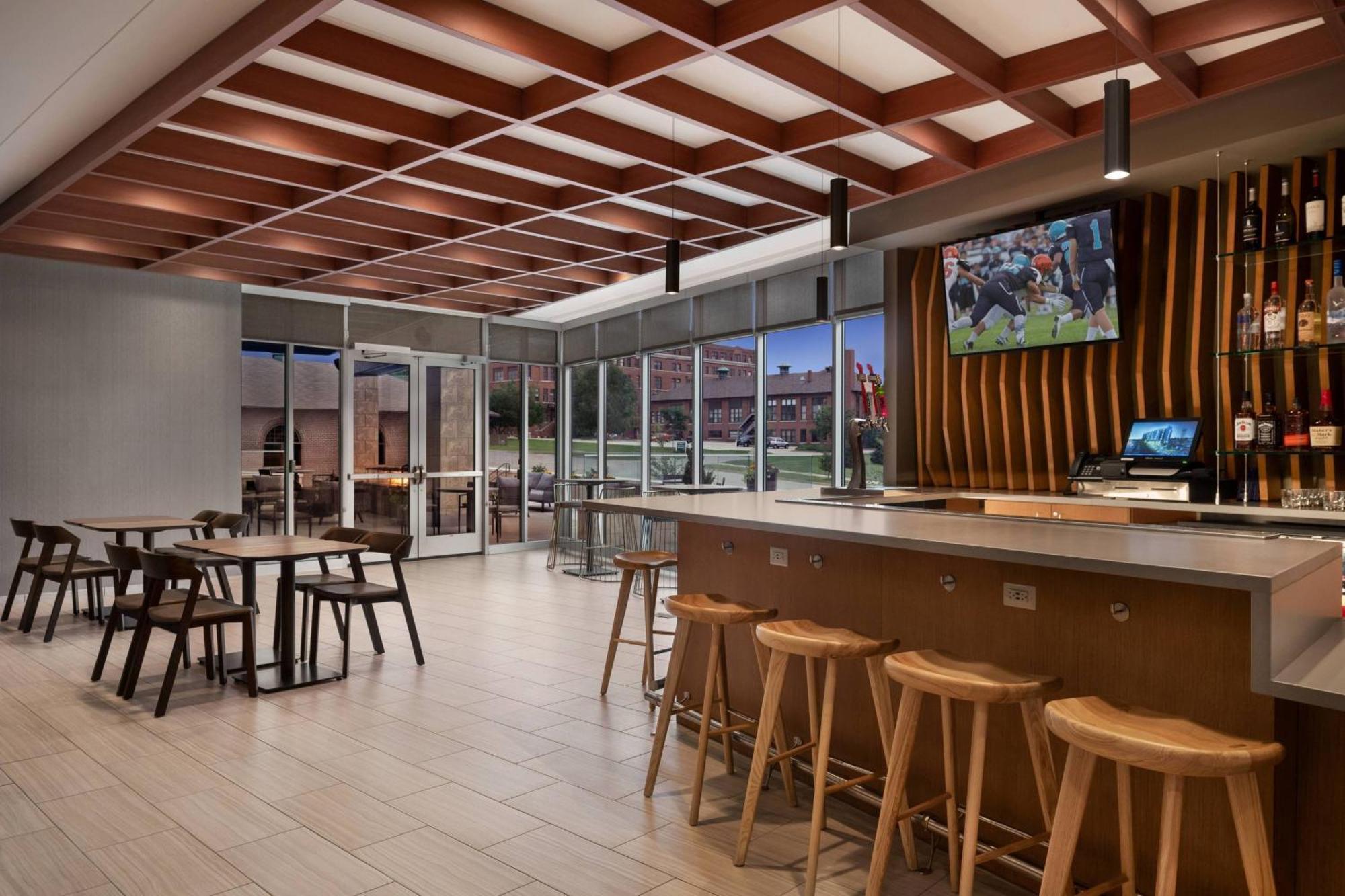 Springhill Suites By Marriott Milwaukee West/Wauwatosa Exteriör bild