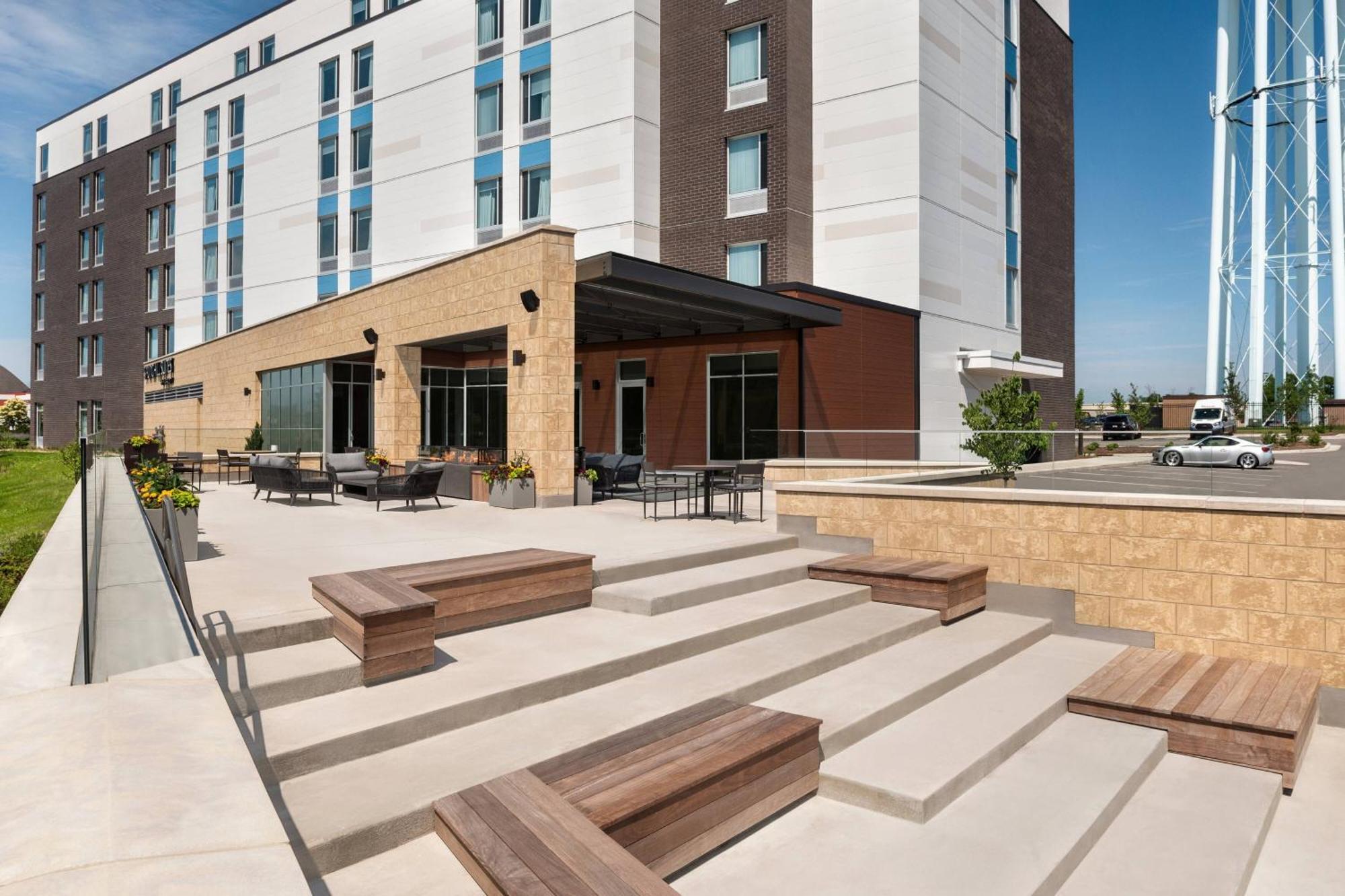 Springhill Suites By Marriott Milwaukee West/Wauwatosa Exteriör bild