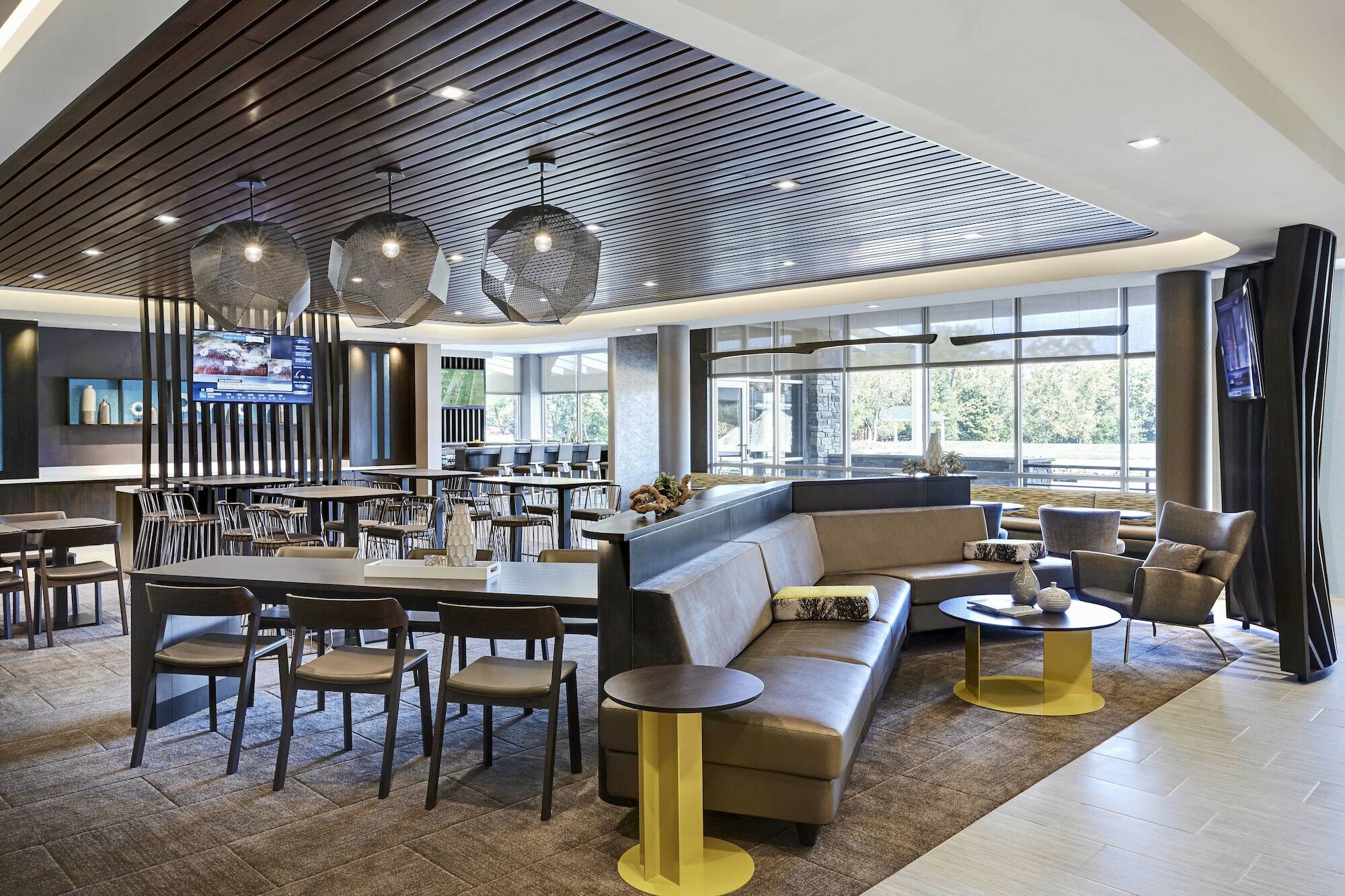 Springhill Suites By Marriott Milwaukee West/Wauwatosa Exteriör bild